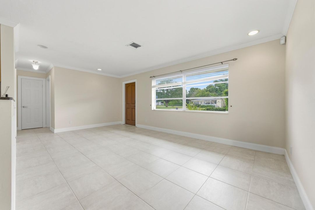 For Sale: $510,000 (2 beds, 1 baths, 995 Square Feet)