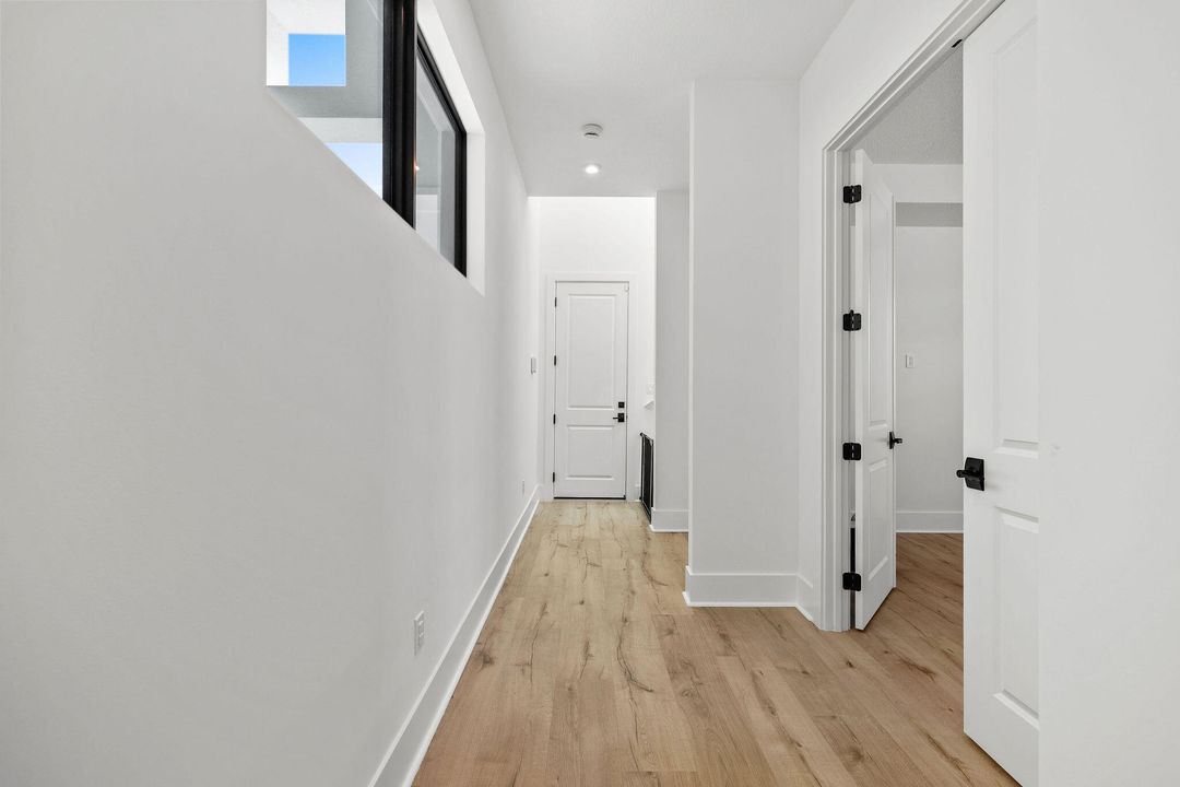 На продажу: $1,870,000 (5 спален, 5 ванн, 5479 Квадратных фут)