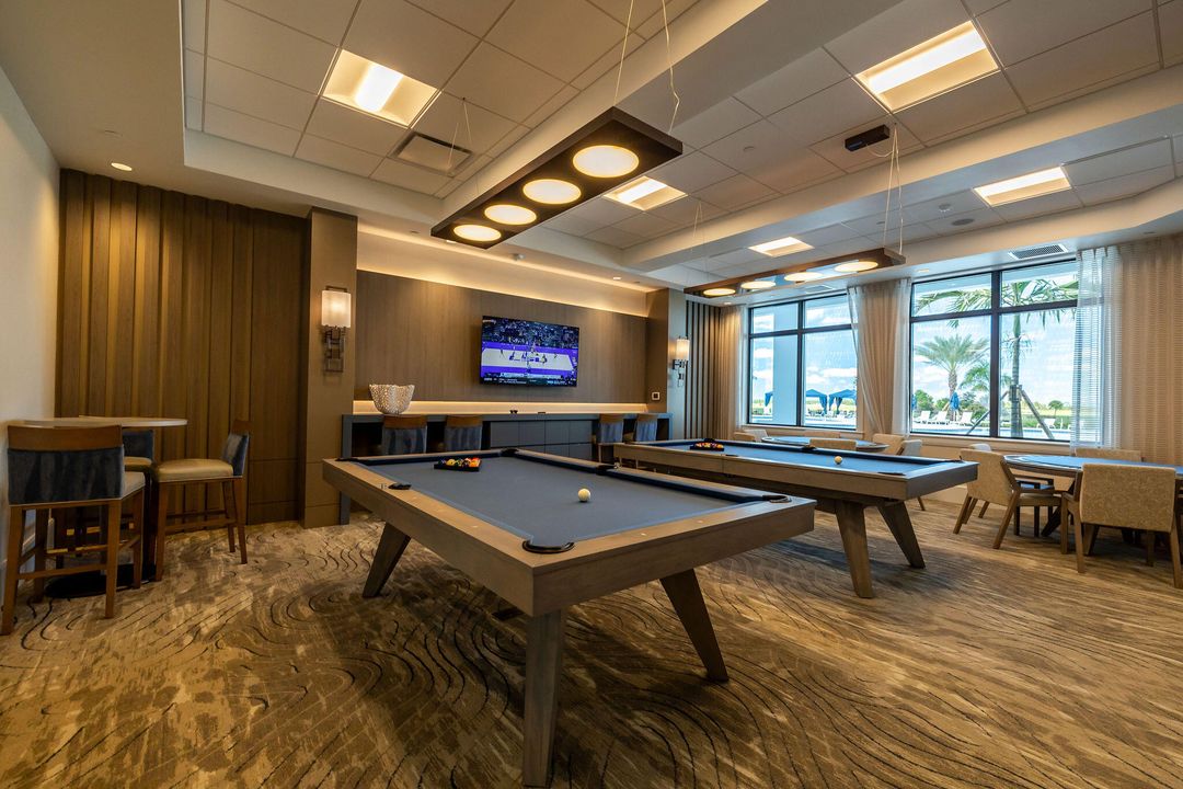 На продажу: $1,870,000 (5 спален, 5 ванн, 5479 Квадратных фут)