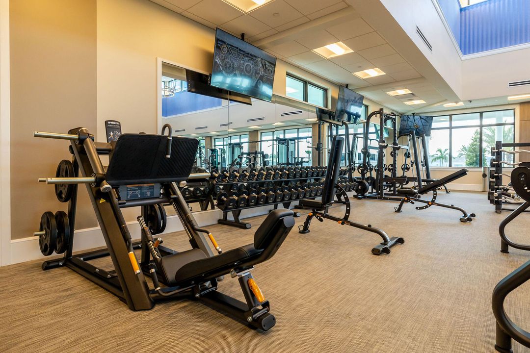 На продажу: $1,870,000 (5 спален, 5 ванн, 5479 Квадратных фут)