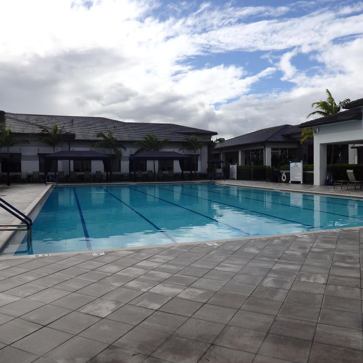 待售: $784,000 (3 贝兹, 2 浴室, 2580 平方英尺)