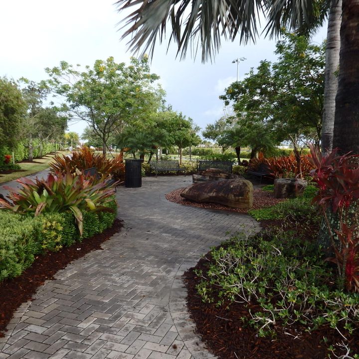 待售: $784,000 (3 贝兹, 2 浴室, 2580 平方英尺)