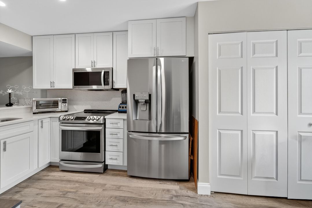 Activo con contrato: $359,999 (2 camas, 2 baños, 1208 Pies cuadrados)