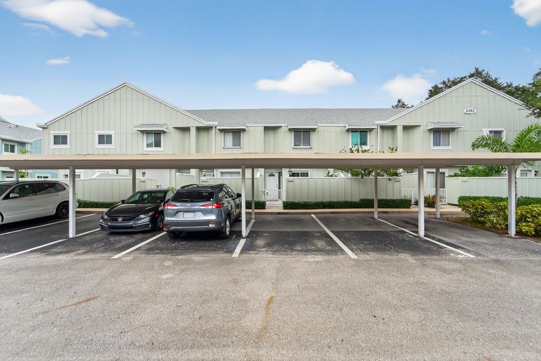 Activo con contrato: $359,999 (2 camas, 2 baños, 1208 Pies cuadrados)