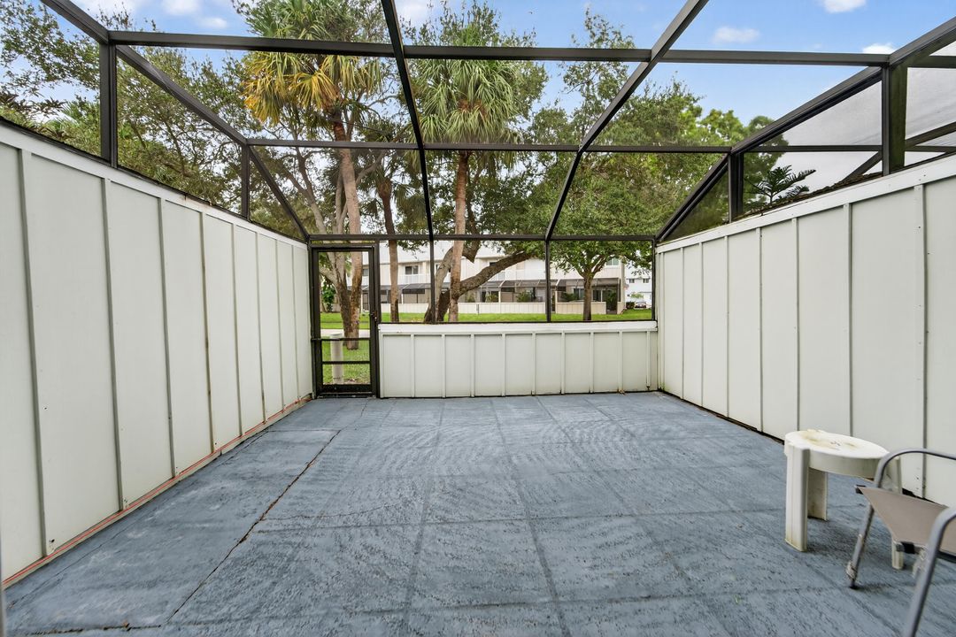 Activo con contrato: $359,999 (2 camas, 2 baños, 1208 Pies cuadrados)