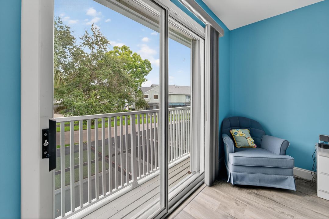 Activo con contrato: $359,999 (2 camas, 2 baños, 1208 Pies cuadrados)