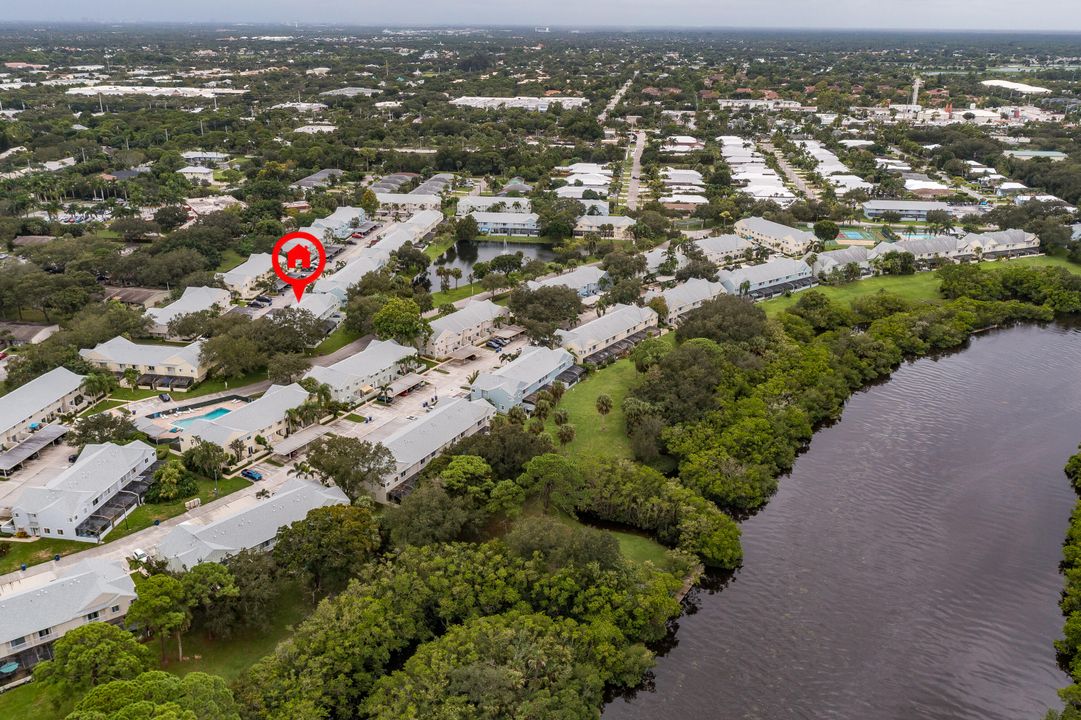 Activo con contrato: $359,999 (2 camas, 2 baños, 1208 Pies cuadrados)