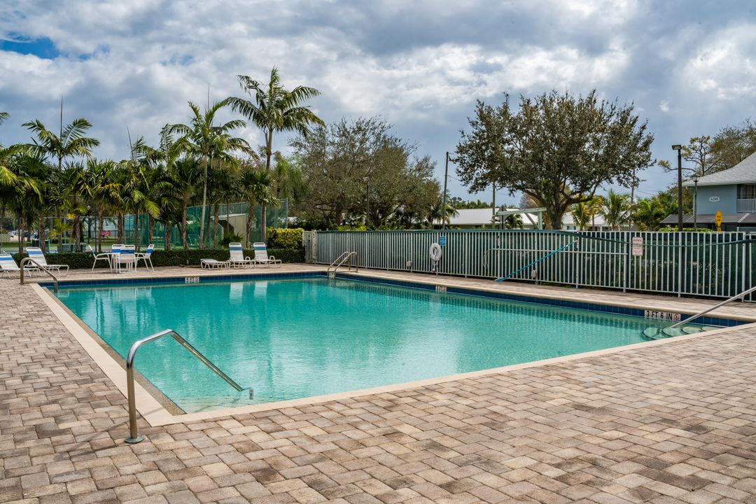 Activo con contrato: $359,999 (2 camas, 2 baños, 1208 Pies cuadrados)