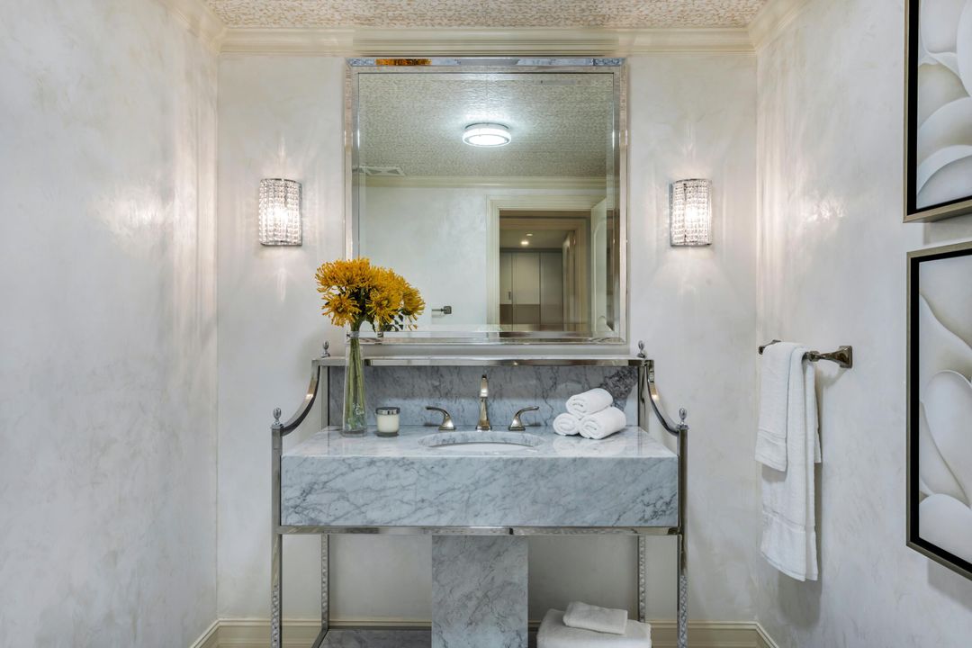 На продажу: $7,750,000 (3 спален, 2 ванн, 4900 Квадратных фут)