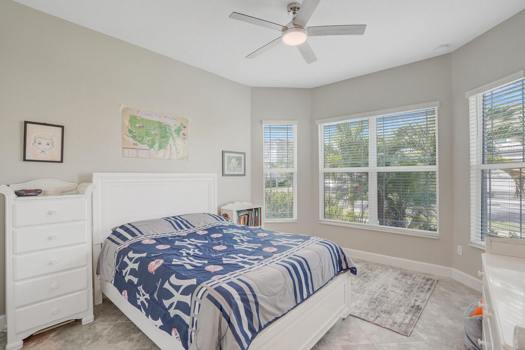 Active With Contract: $664,990 (3 beds, 2 baths, 2305 Square Feet)