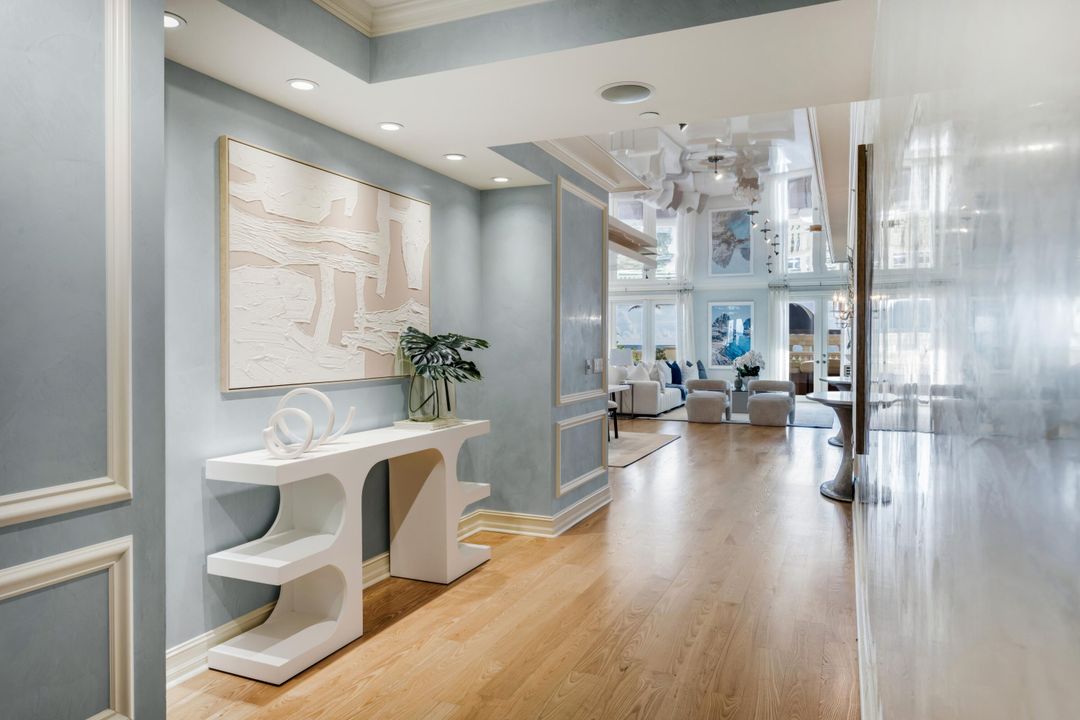 На продажу: $7,750,000 (3 спален, 2 ванн, 4900 Квадратных фут)