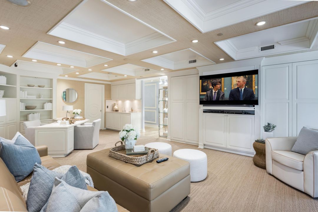 На продажу: $7,750,000 (3 спален, 2 ванн, 4900 Квадратных фут)