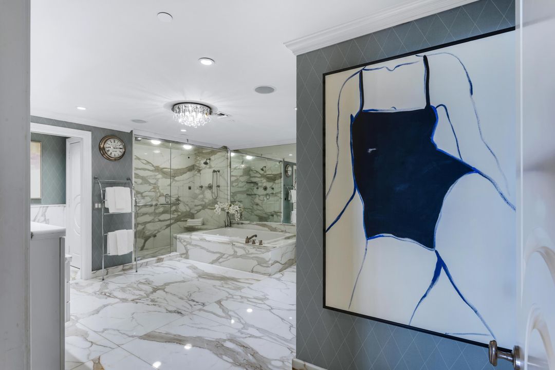 На продажу: $7,750,000 (3 спален, 2 ванн, 4900 Квадратных фут)