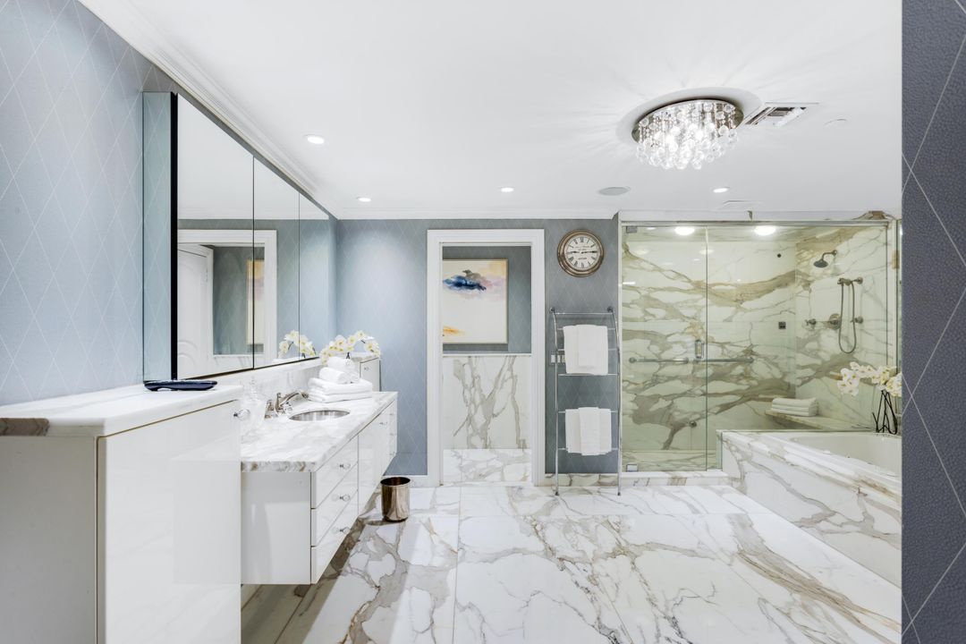 На продажу: $7,750,000 (3 спален, 2 ванн, 4900 Квадратных фут)