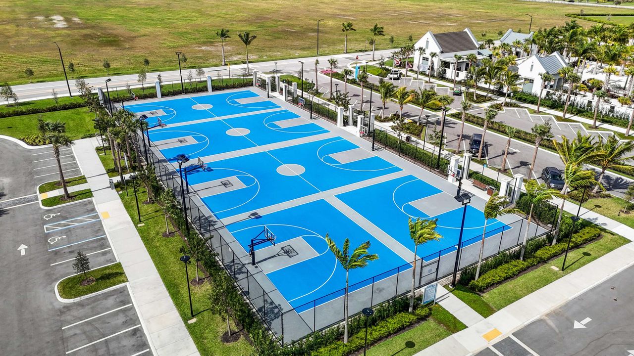 Active With Contract: $664,990 (3 beds, 2 baths, 2305 Square Feet)