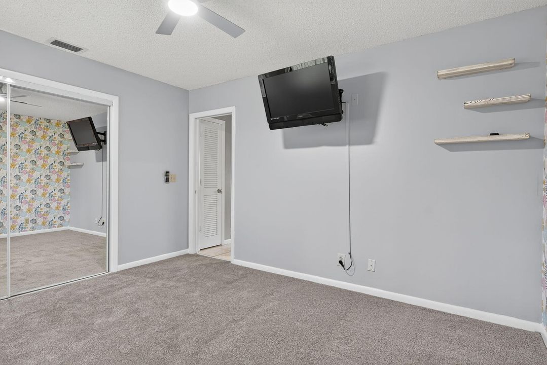 待售: $329,900 (3 贝兹, 2 浴室, 1503 平方英尺)