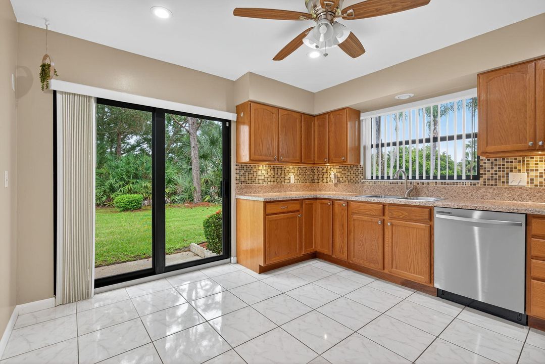 待售: $329,900 (3 贝兹, 2 浴室, 1503 平方英尺)