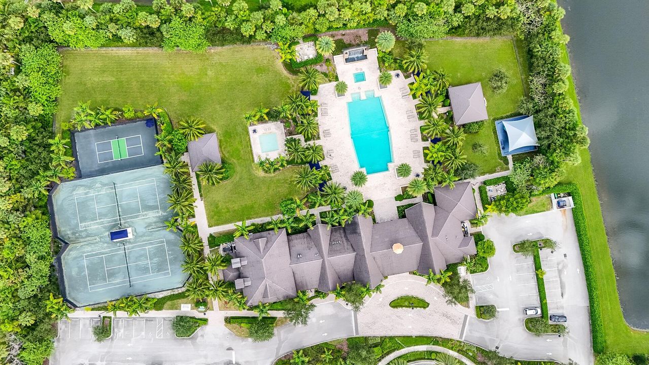 待售: $1,100,000 (3 贝兹, 2 浴室, 2319 平方英尺)