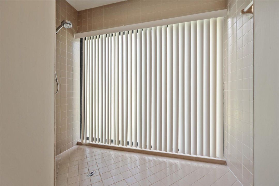 En Venta: $3,475,000 (5 camas, 4 baños, 5268 Pies cuadrados)