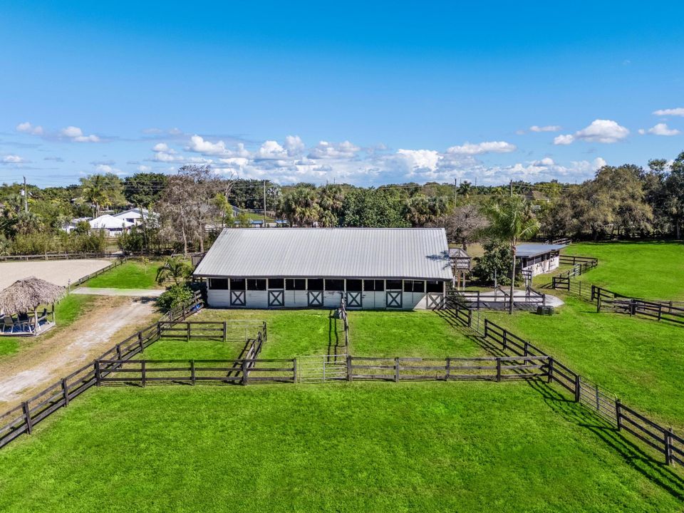 En Venta: $3,475,000 (5 camas, 4 baños, 5268 Pies cuadrados)