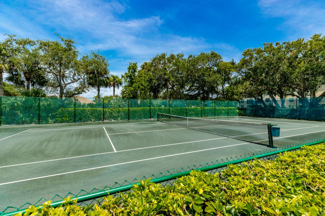 For Sale: $1,585,000 (3 beds, 3 baths, 3183 Square Feet)