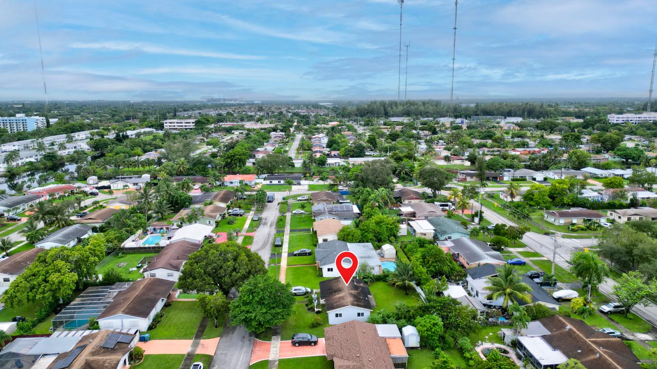 Active With Contract: $420,000 (2 beds, 1 baths, 1125 Square Feet)