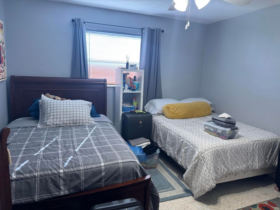 Active With Contract: $575,000 (3 beds, 2 baths, 1745 Square Feet)