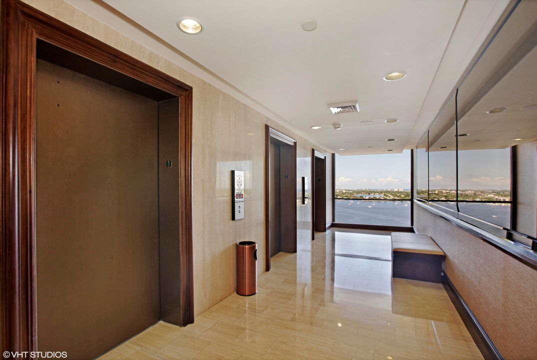 For Sale: $749,000 (2 beds, 2 baths, 2332 Square Feet)