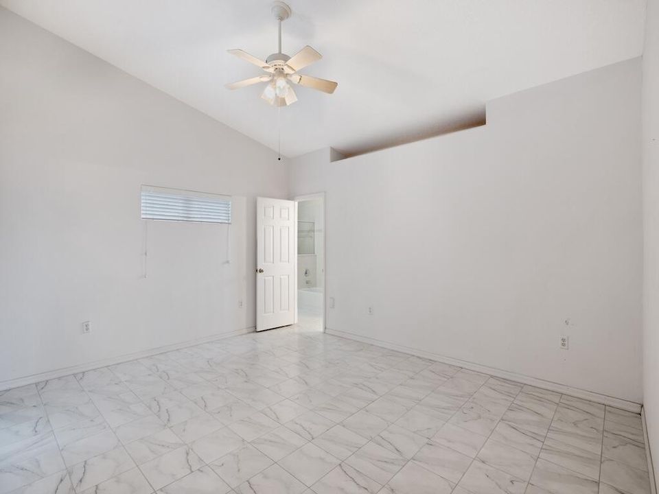 待售: $454,999 (3 贝兹, 2 浴室, 1916 平方英尺)