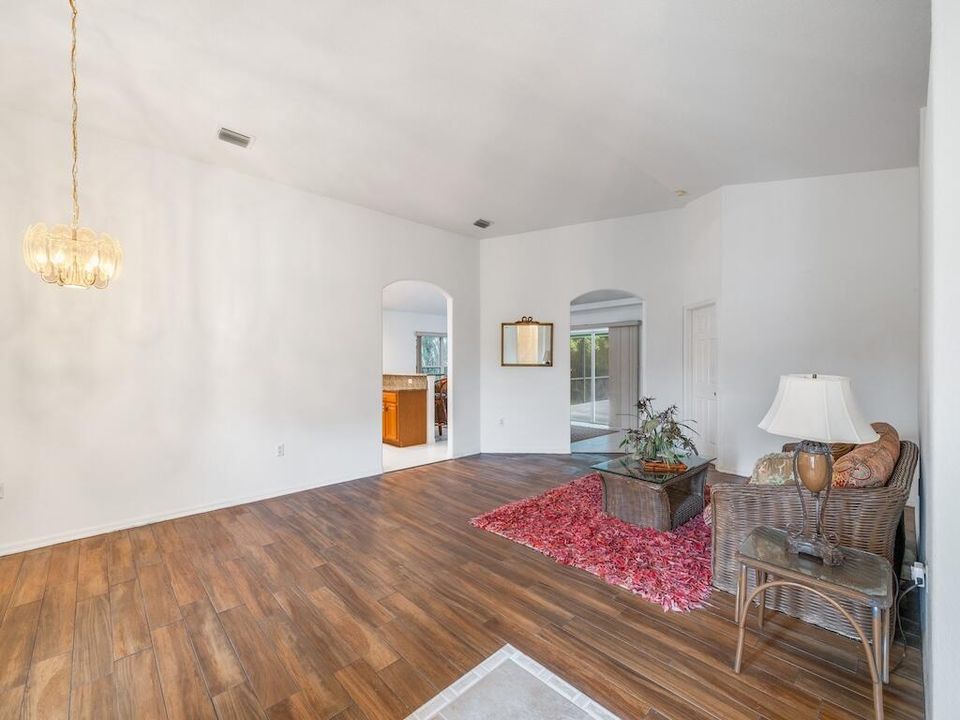 待售: $454,999 (3 贝兹, 2 浴室, 1916 平方英尺)