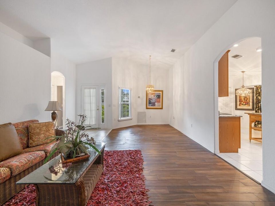 待售: $454,999 (3 贝兹, 2 浴室, 1916 平方英尺)