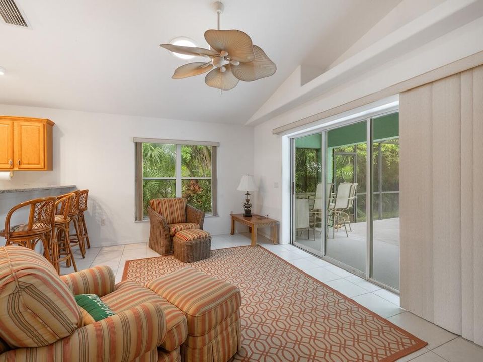 待售: $454,999 (3 贝兹, 2 浴室, 1916 平方英尺)