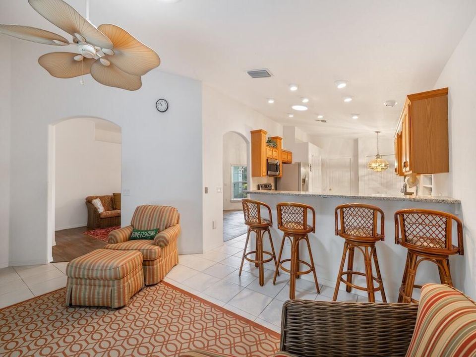 待售: $454,999 (3 贝兹, 2 浴室, 1916 平方英尺)