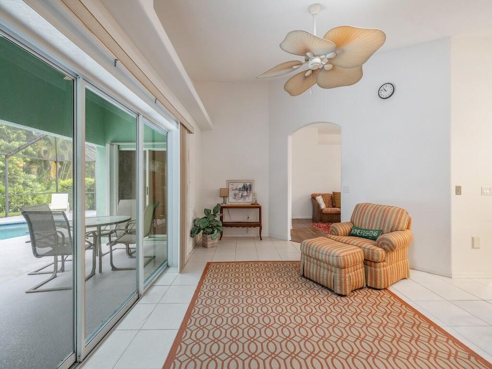 待售: $454,999 (3 贝兹, 2 浴室, 1916 平方英尺)