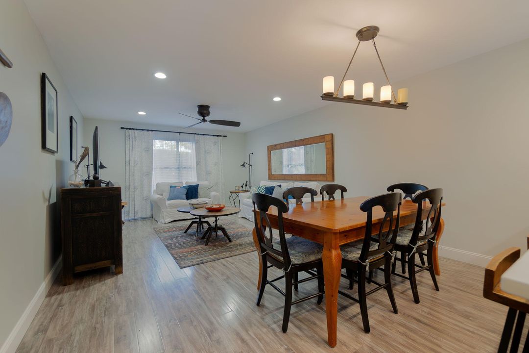 Active With Contract: $4,250 (3 beds, 2 baths, 1300 Square Feet)