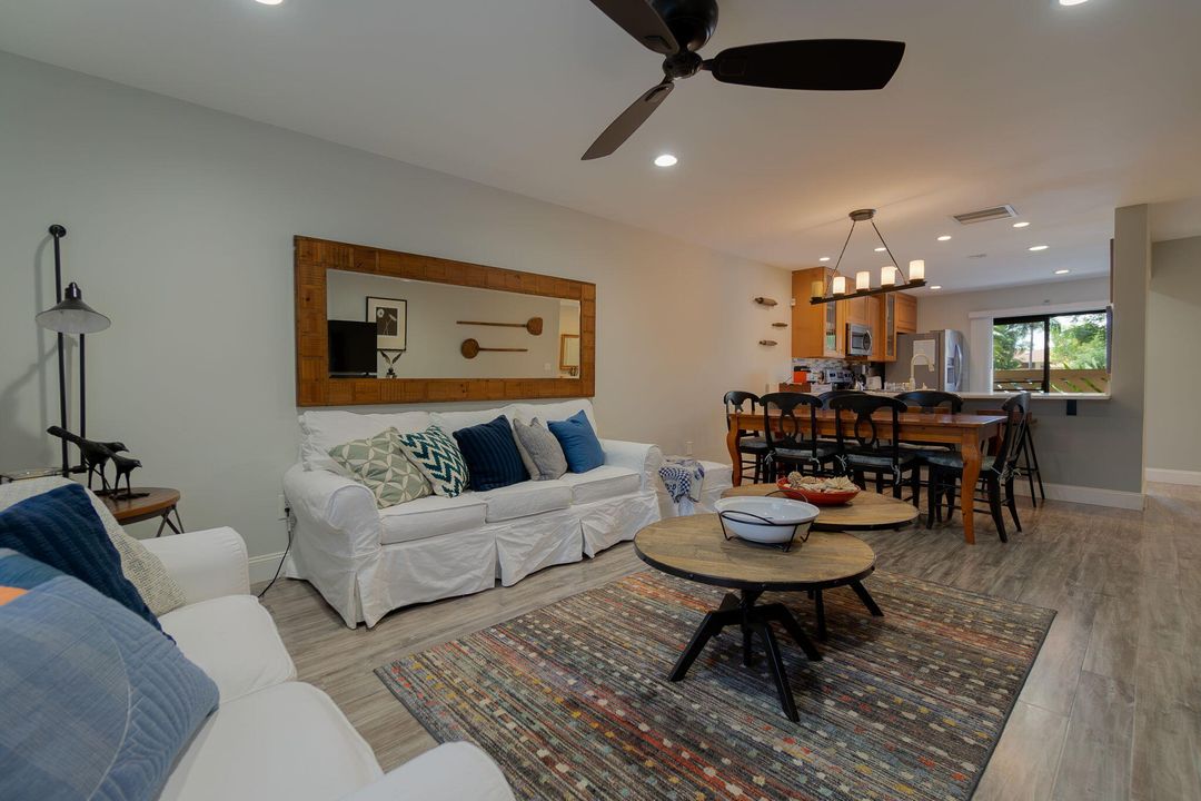 Active With Contract: $4,250 (3 beds, 2 baths, 1300 Square Feet)