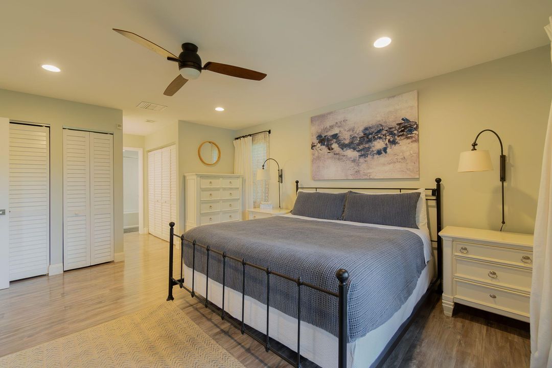Active With Contract: $4,250 (3 beds, 2 baths, 1300 Square Feet)