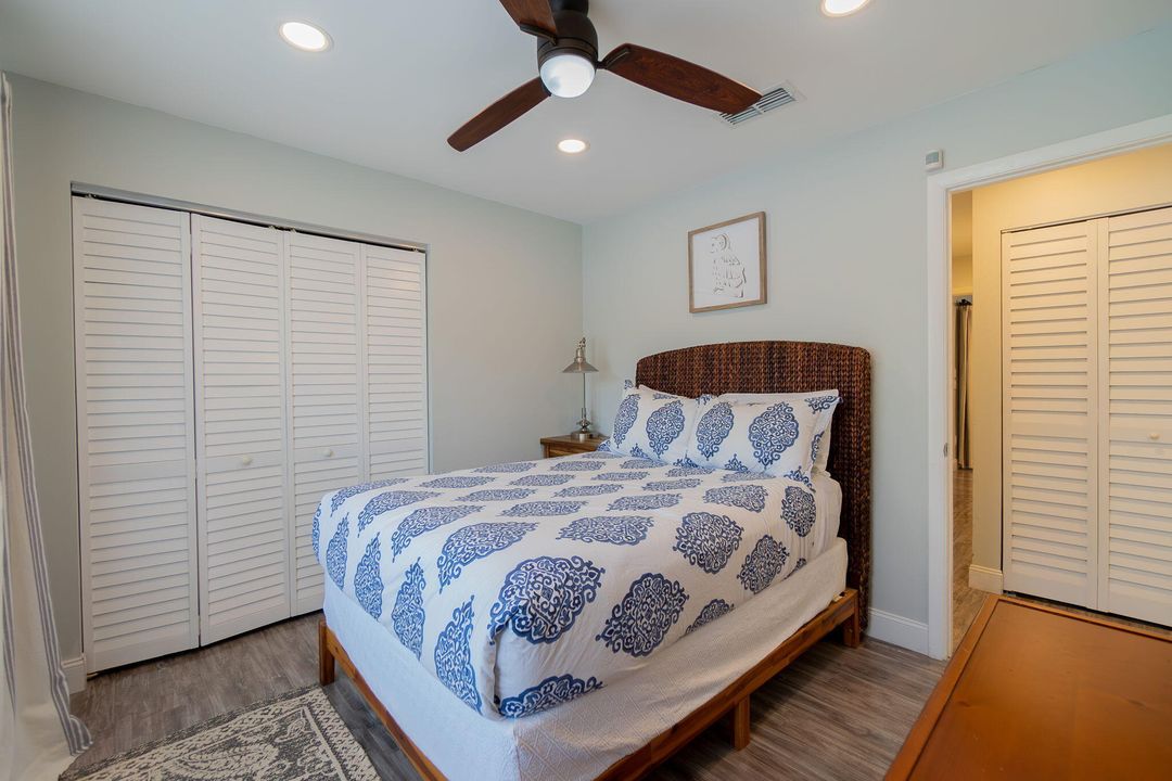 Active With Contract: $4,250 (3 beds, 2 baths, 1300 Square Feet)