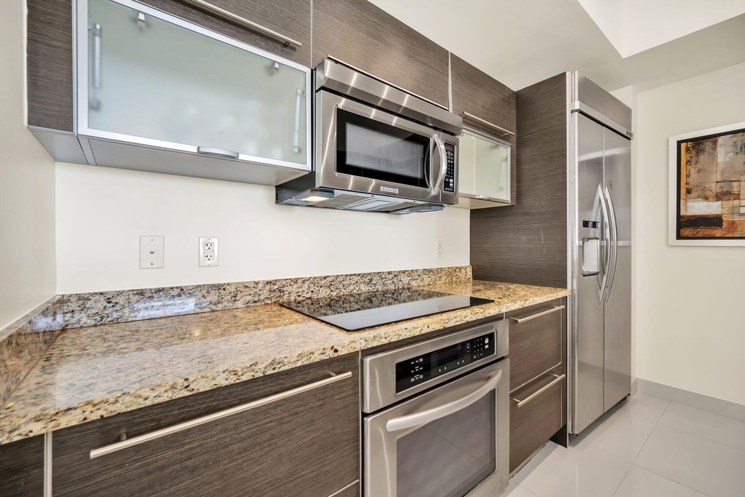 Activo con contrato: $9,000 (2 camas, 2 baños, 1192 Pies cuadrados)