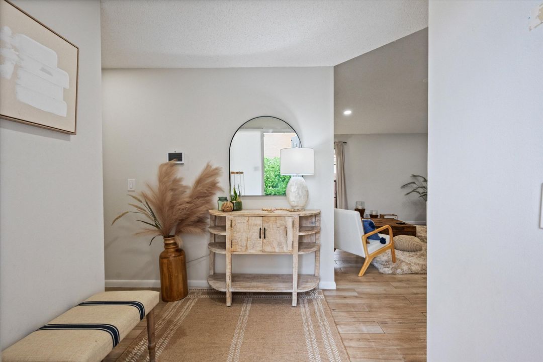 For Rent: $6,000 (3 beds, 2 baths, 1386 Square Feet)