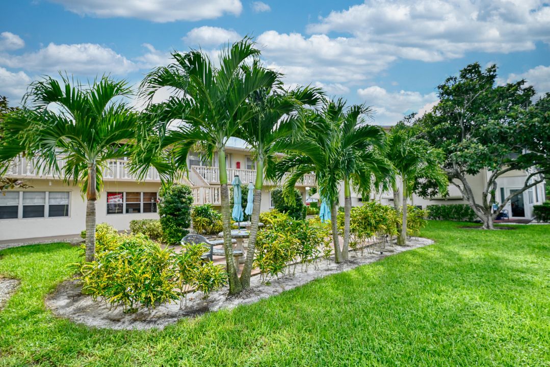 待售: $95,000 (1 贝兹, 1 浴室, 570 平方英尺)