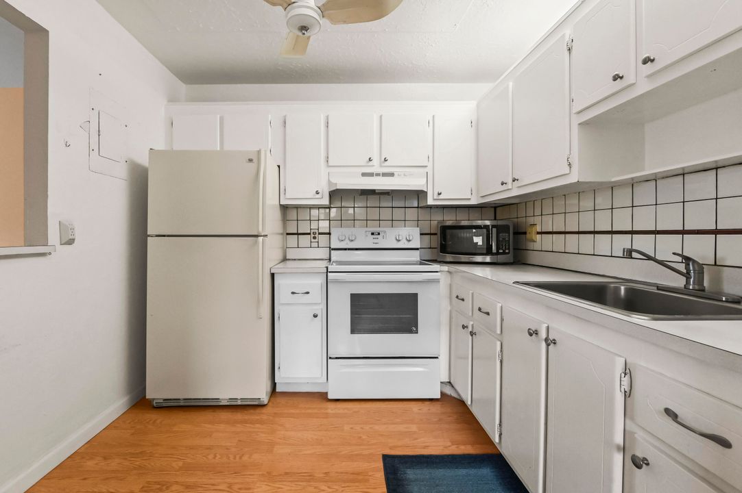 待售: $85,000 (1 贝兹, 1 浴室, 720 平方英尺)