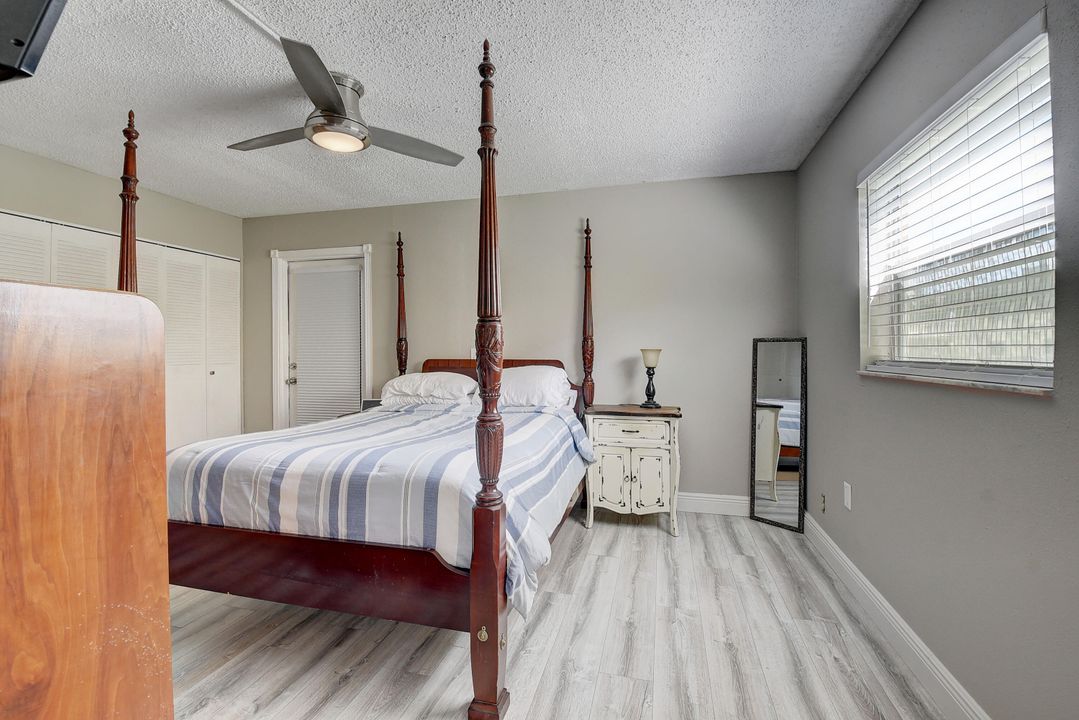 For Sale: $130,000 (1 beds, 1 baths, 720 Square Feet)