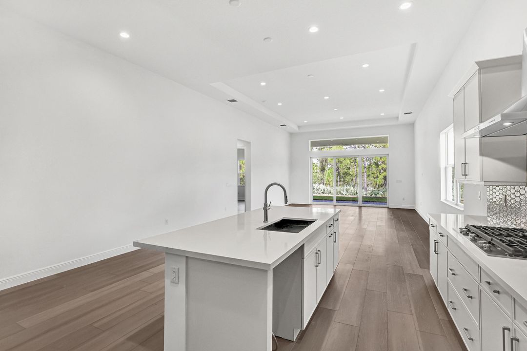 На продажу: $784,000 (3 спален, 3 ванн, 2660 Квадратных фут)