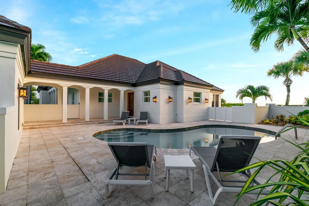 待售: $6,495,000 (3 贝兹, 4 浴室, 3311 平方英尺)