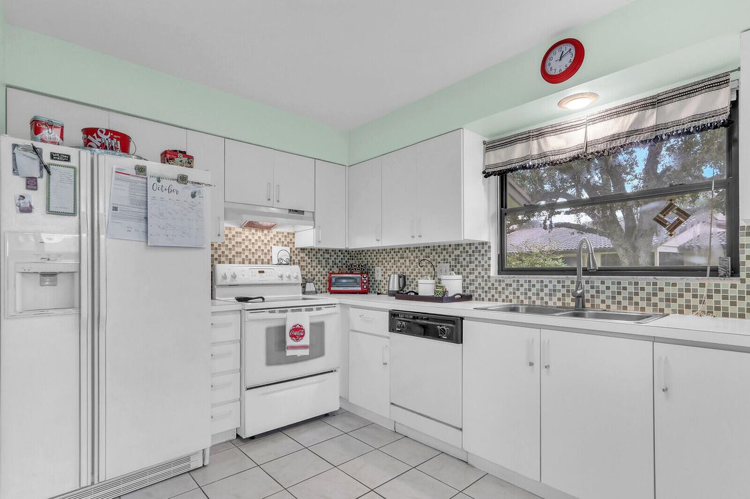 出租: $2,600 (3 贝兹, 2 浴室, 1503 平方英尺)