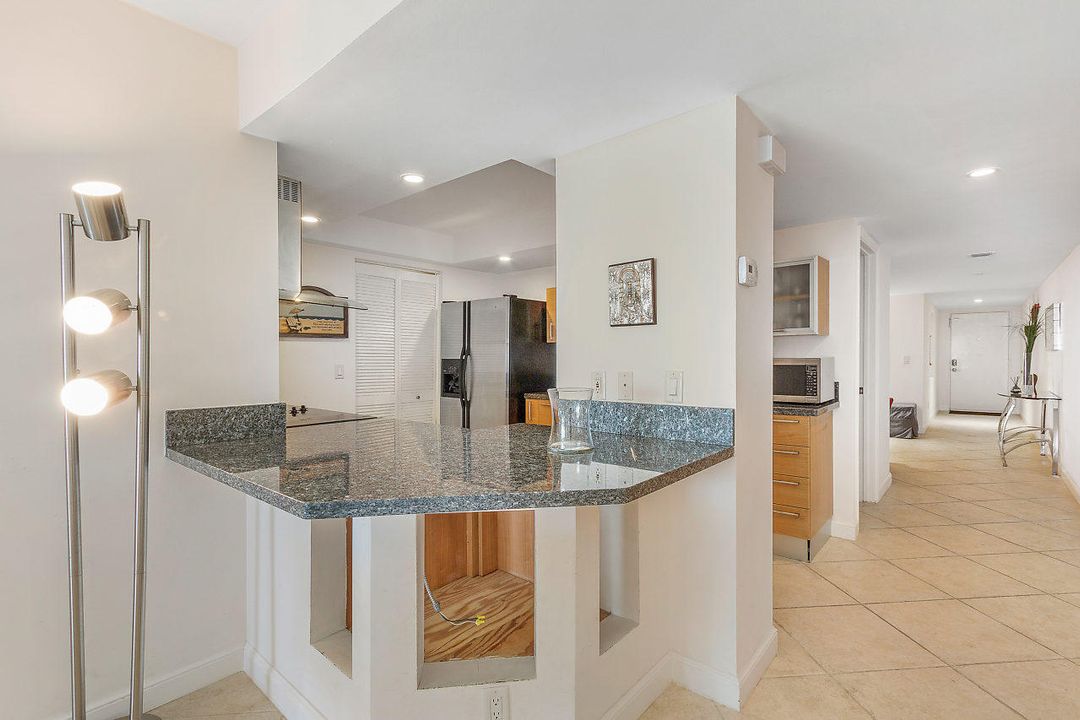 В аренду: $4,500 (2 спален, 2 ванн, 1368 Квадратных фут)