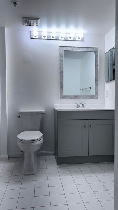 出租: $1,550 (1 贝兹, 1 浴室, 781 平方英尺)