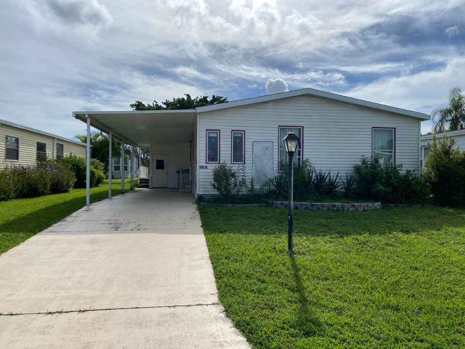 Active With Contract: $79,900 (3 beds, 2 baths, 1404 Square Feet)