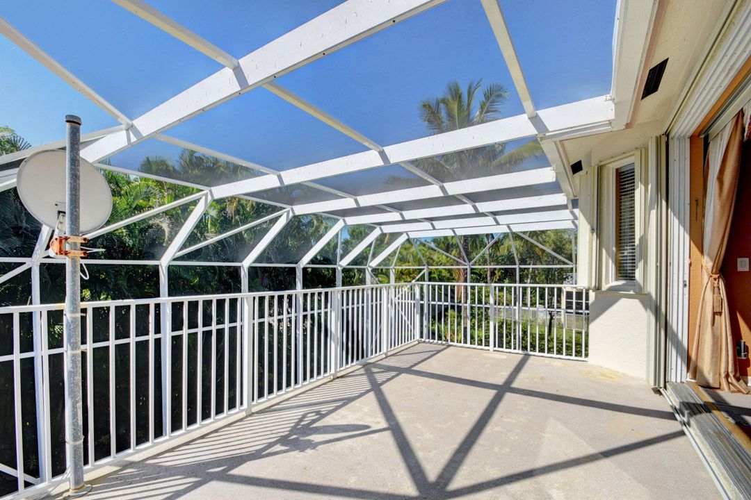 Activo con contrato: $8,500 (5 camas, 3 baños, 3375 Pies cuadrados)